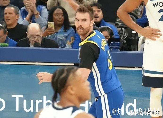 勇士120-127森林狼 球员评价：库里满分，4人及格，6人低迷